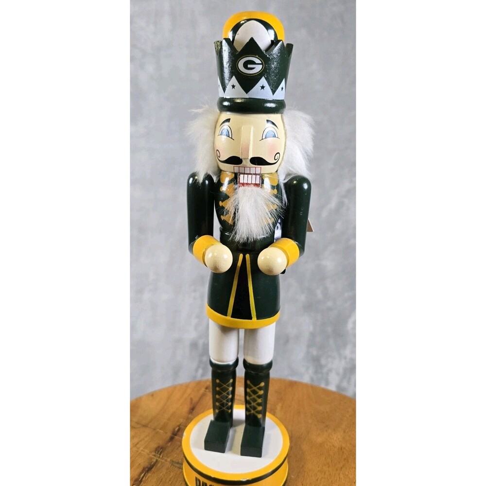 NWT Forever Collectibles Greenway Packers Nutcracker 14"